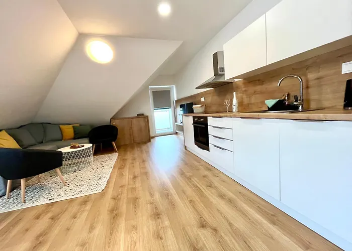 Za Vodou Appartement *